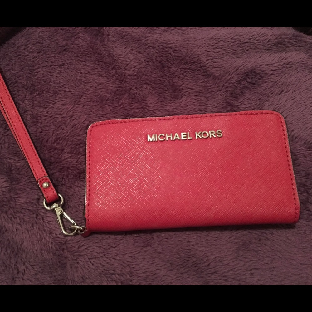 Michael Kors Phone Wallet Wristlet